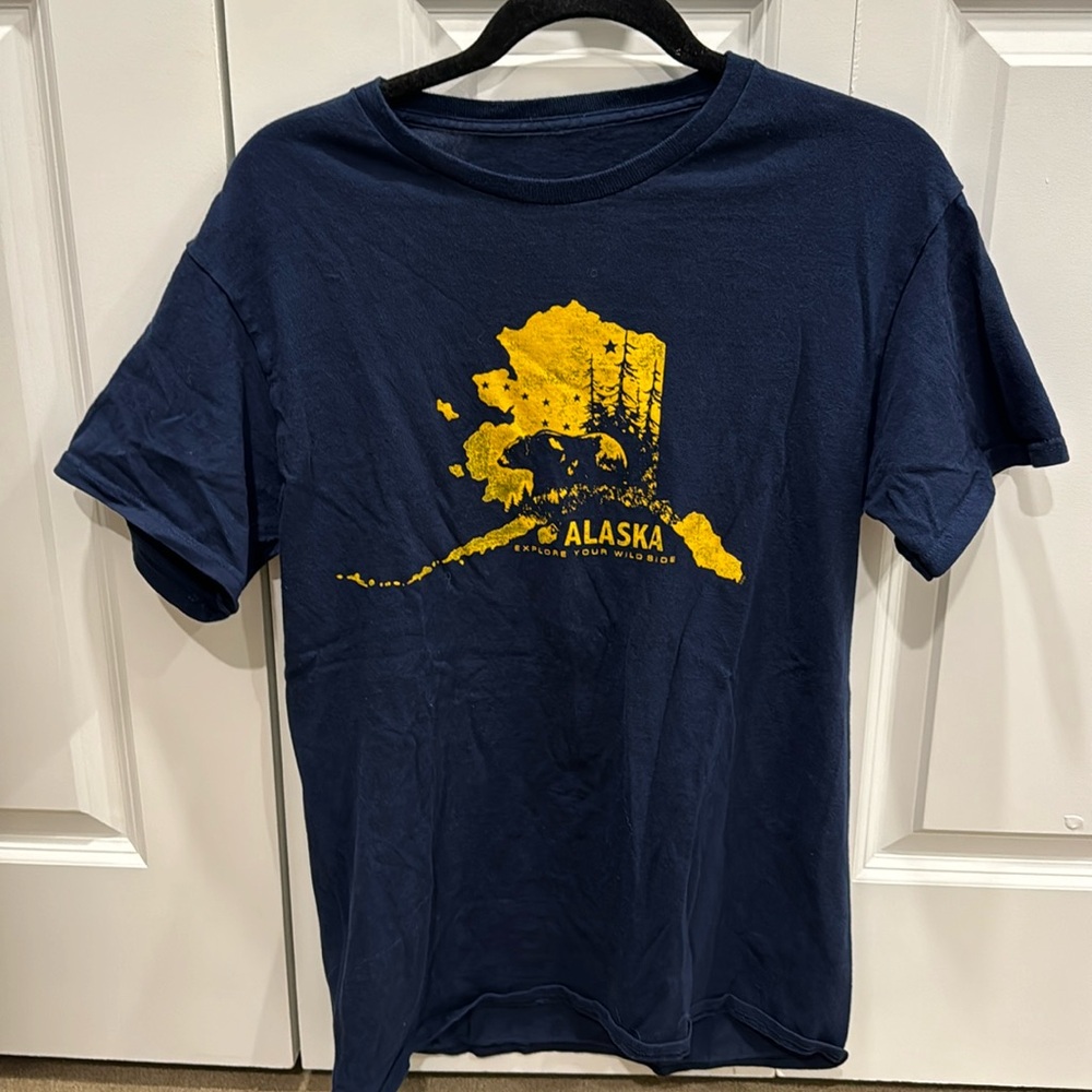 Alaska graphic tee
